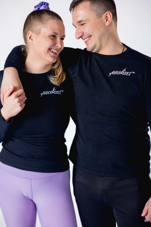 Czarna koszulka long sleeve